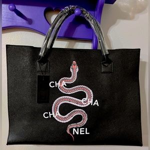 NWT Los Angeles Trading Company Cha Nel Tote